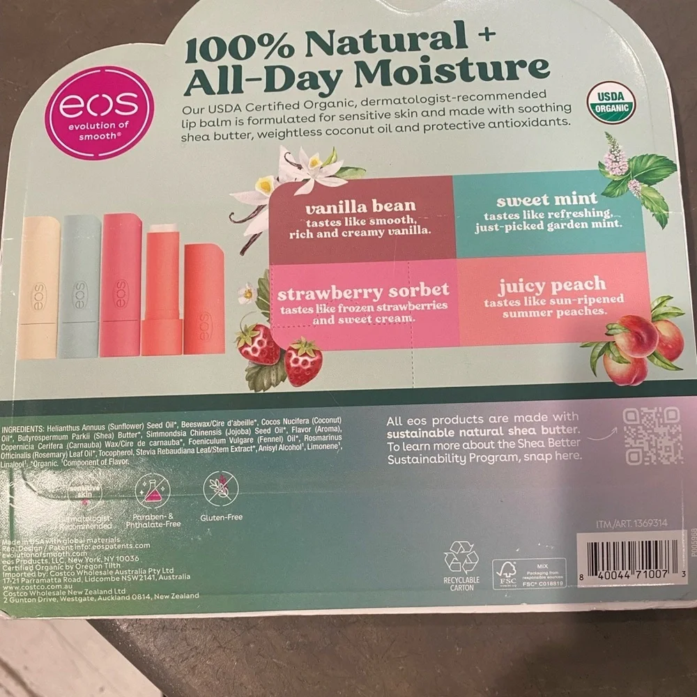 9 organic 100% natural EOS lip balms! A variety of colors and scents- see pic💋